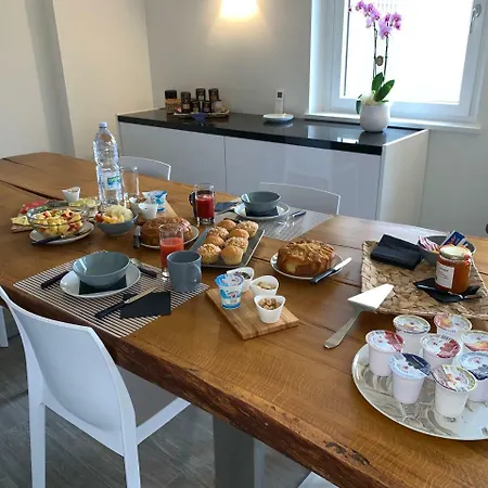 Per Oropa Frühstückspension Biella